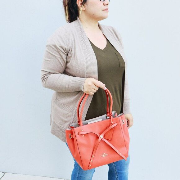 NWT Coach Turnlock Refined Pebble Leather Bucket Tote Watermelon - Picture 4 of 13